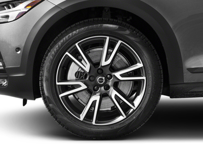 2018 Volvo V90 Cross Country T5