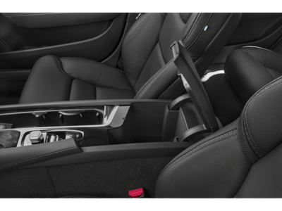 2018 Volvo V90 Cross Country T5