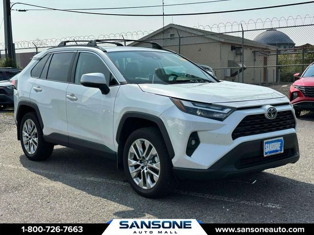 2025 Toyota RAV4 XLE Premium