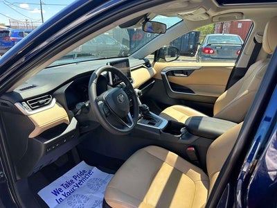 2025 Toyota RAV4 XLE Premium