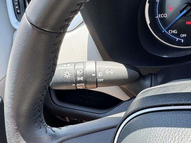 2025 Toyota RAV4 Hybrid XLE Premium