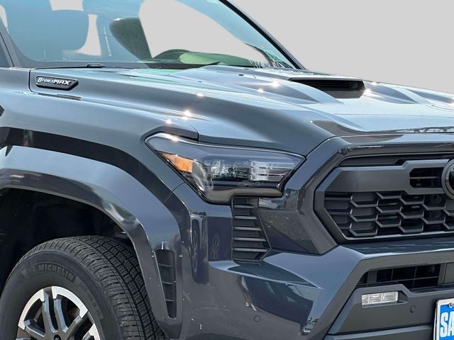 2026 Toyota Tacoma Hybrid TRD Sport