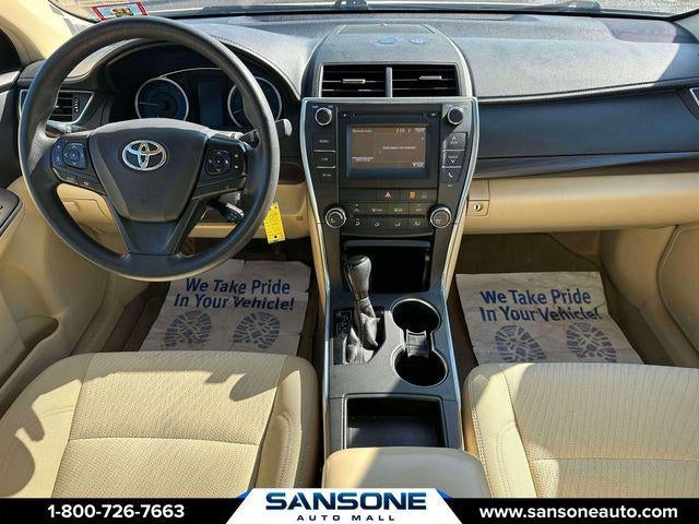 2017 Toyota Camry LE