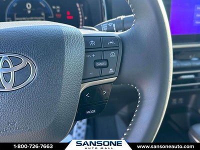 2025 Toyota Camry SE