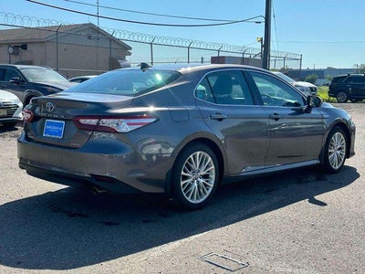 2020 Toyota Camry Hybrid XLE
