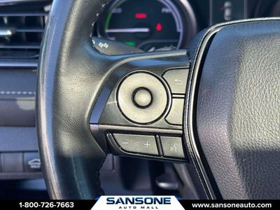 2022 Toyota Camry Hybrid SE