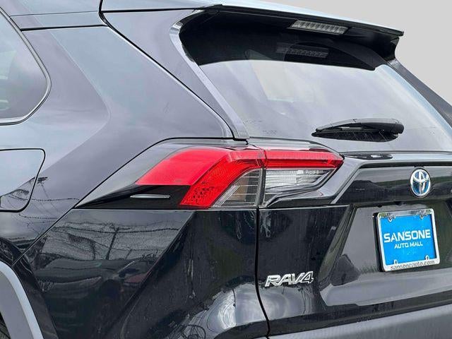 2022 Toyota RAV4 Hybrid LE