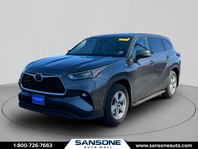 2022 Toyota Highlander LE