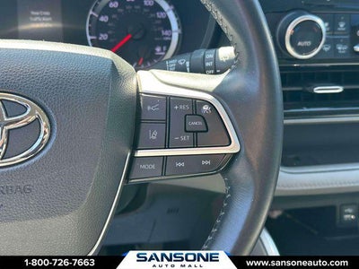 2022 Toyota Highlander LE