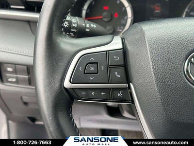 2022 Toyota Highlander LE