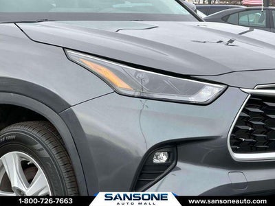 2022 Toyota Highlander LE