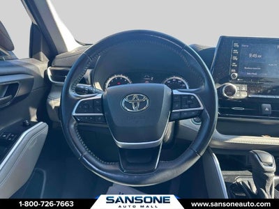 2022 Toyota Highlander LE