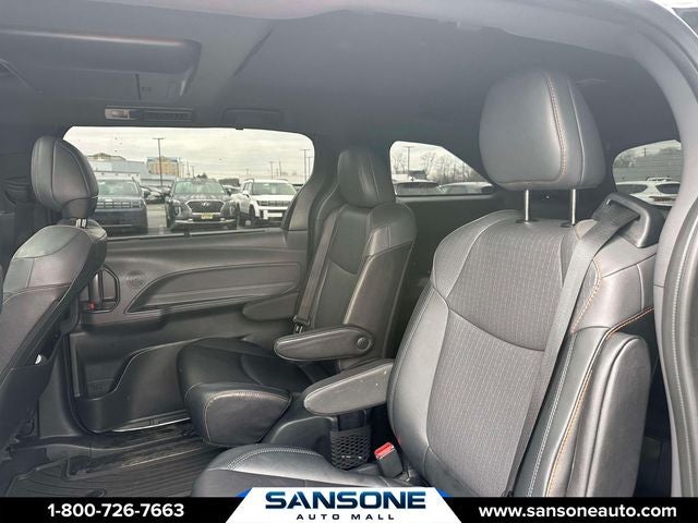 2022 Toyota Sienna XSE 7 Passenger