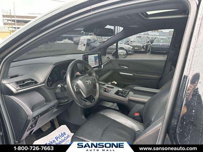 2022 Toyota Sienna XSE 7 Passenger