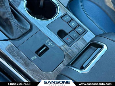 2025 Toyota Highlander Hybrid Platinum