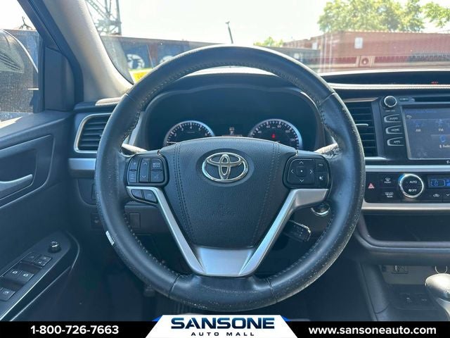 2016 Toyota Highlander XLE V6