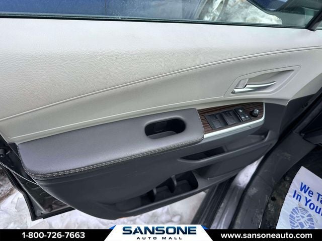 2024 Toyota Sienna XLE 8 Passenger