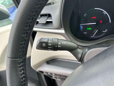 2024 Toyota Sienna XLE 8 Passenger