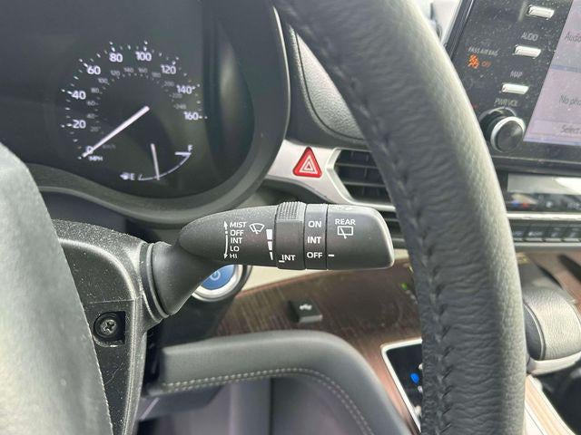 2024 Toyota Sienna XLE 8 Passenger