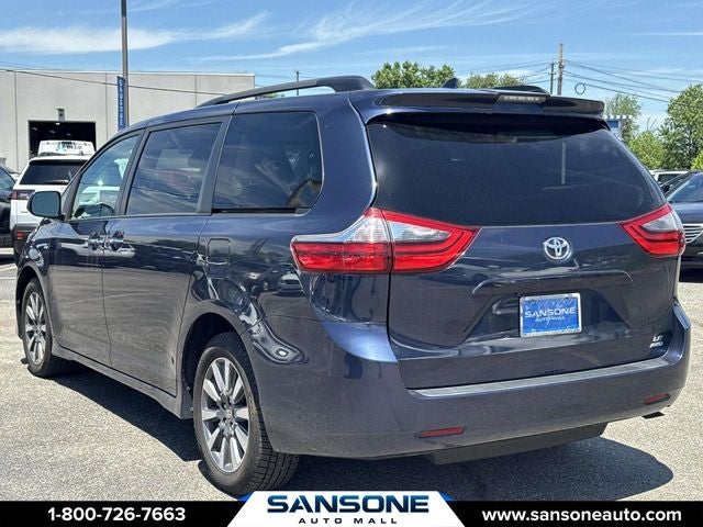 2020 Toyota Sienna LE 7 Passenger