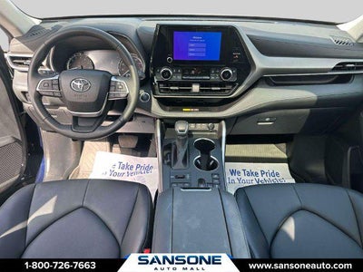2025 Toyota Highlander XLE