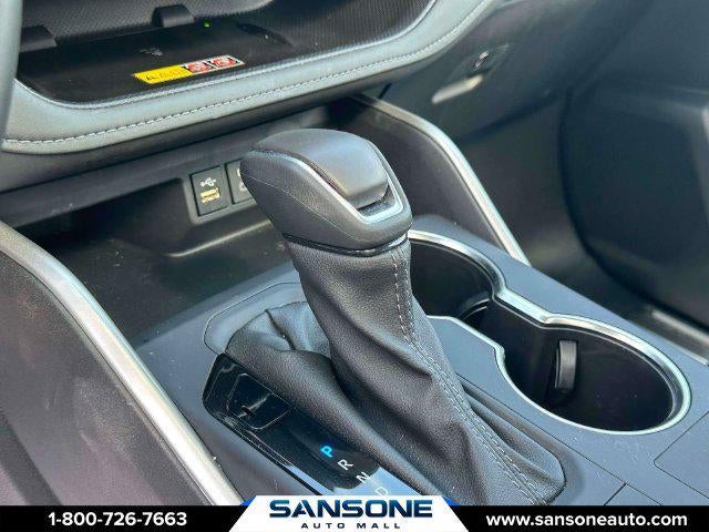 2025 Toyota Highlander XLE