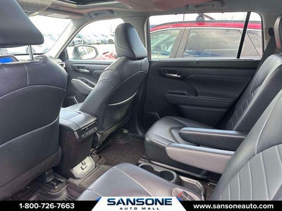 2023 Toyota Highlander XLE