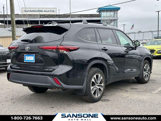 2024 Toyota Highlander XLE