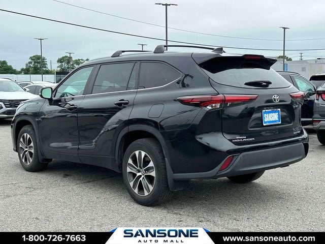 2024 Toyota Highlander XLE