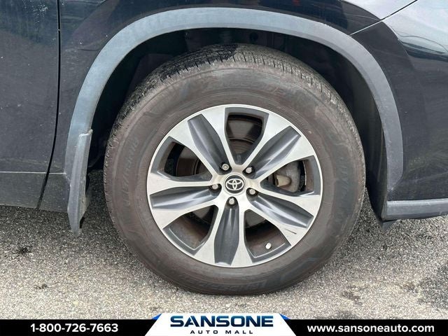 2024 Toyota Highlander XLE