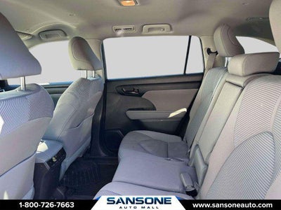 2024 Toyota Highlander LE