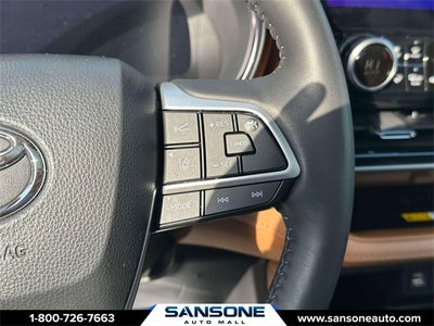 2024 Toyota Highlander LE