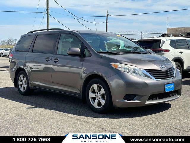 2014 Toyota Sienna LE