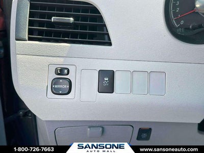 2014 Toyota Sienna LE