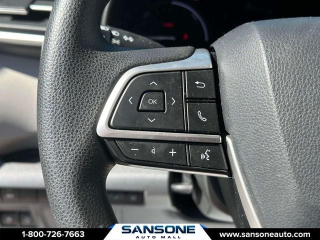 2021 Toyota Sienna LE 8 Passenger