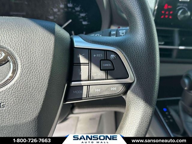 2021 Toyota Sienna LE 8 Passenger