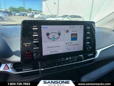 2021 Toyota Sienna LE 8 Passenger