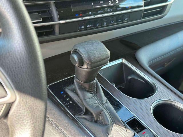 2021 Toyota Sienna LE 8 Passenger