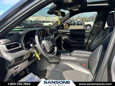 2022 Toyota Highlander XSE