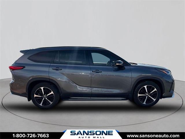 2022 Toyota Highlander XSE