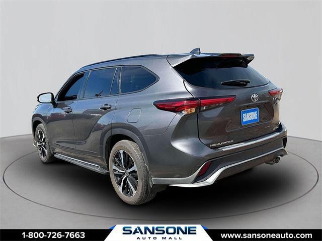 2022 Toyota Highlander XSE
