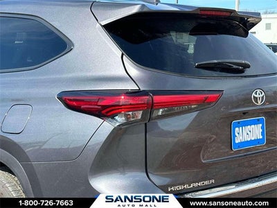 2022 Toyota Highlander XSE