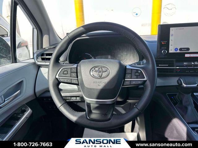 2025 Toyota Sienna XLE 7 Passenger