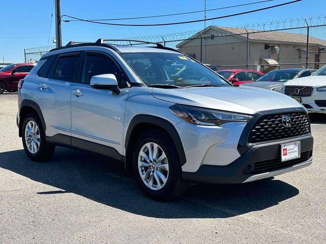 2023 Toyota Corolla Cross LE