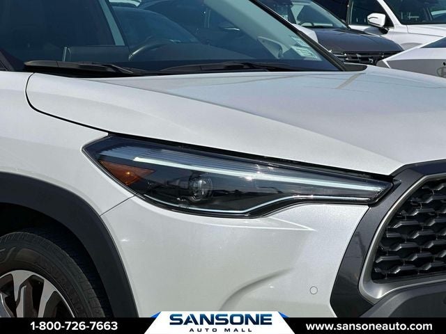 2024 Toyota Corolla Cross XLE