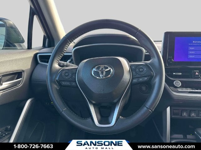 2025 Toyota Corolla Cross XLE