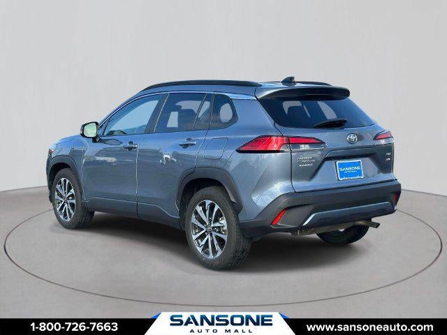 2025 Toyota Corolla Cross XLE