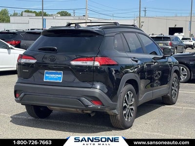 2025 Toyota Corolla Cross Hybrid SE