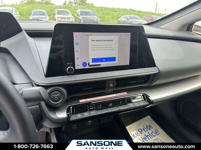2025 Toyota Prius LE