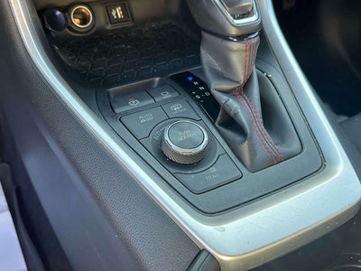 2024 Toyota RAV4 Prime SE